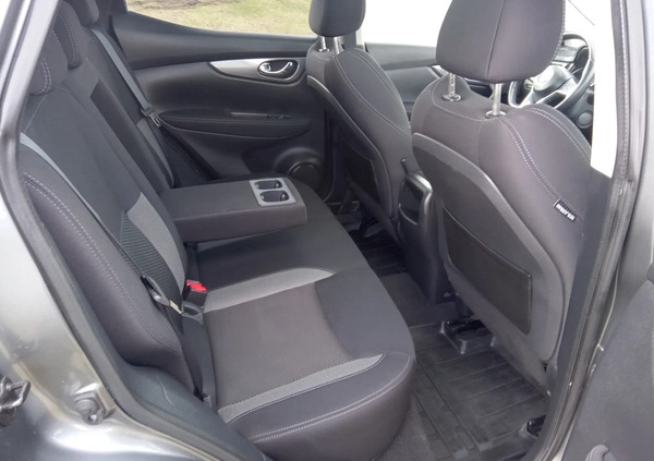 Nissan Qashqai cena 69990 przebieg: 70000, rok produkcji 2018 z Kartuzy małe 277